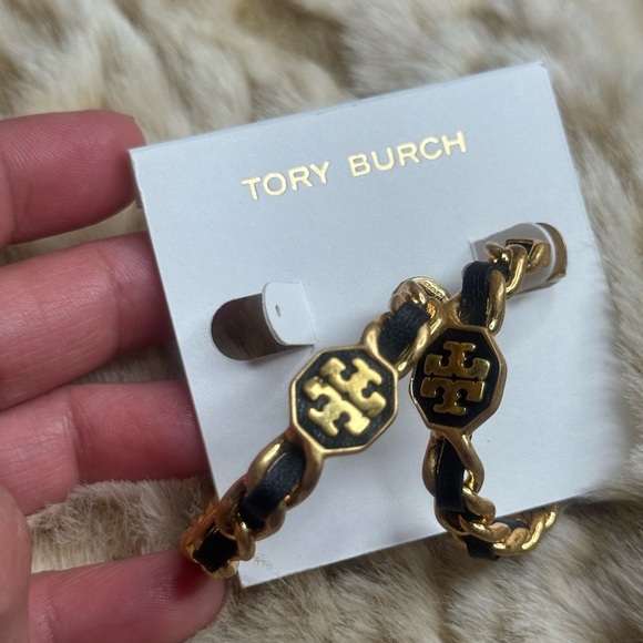 Tory Burch Black and matte gold with leather interlocking hoops - Picture 1 of 4